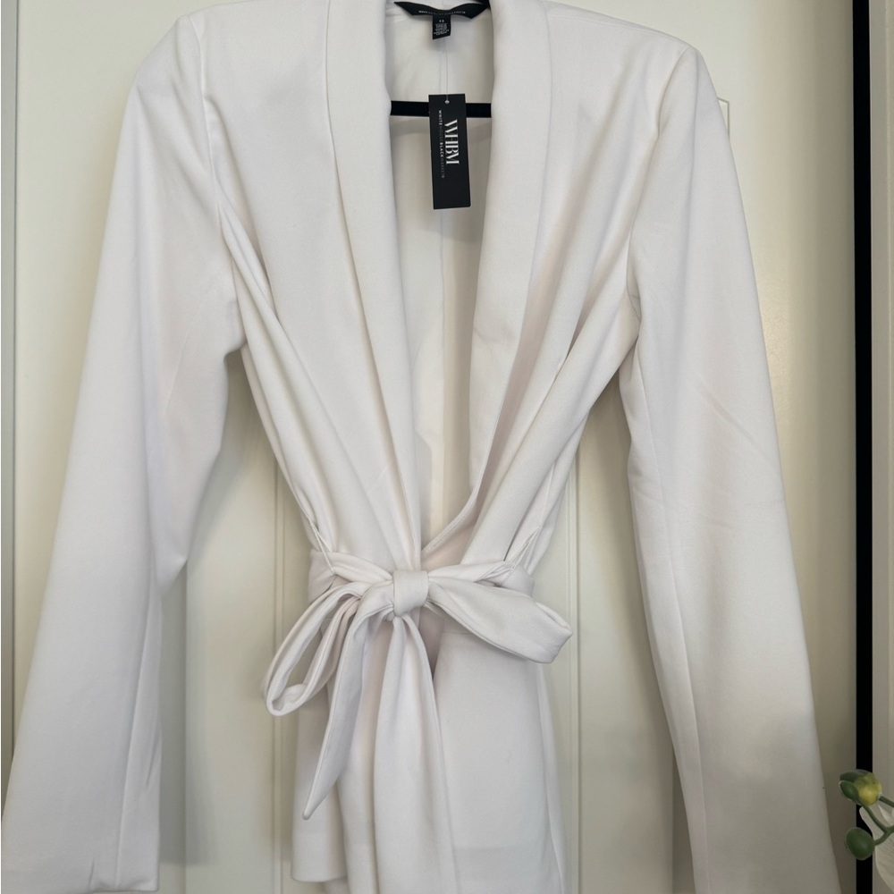 NWT White Wrap Suit Jacket [WHBM]